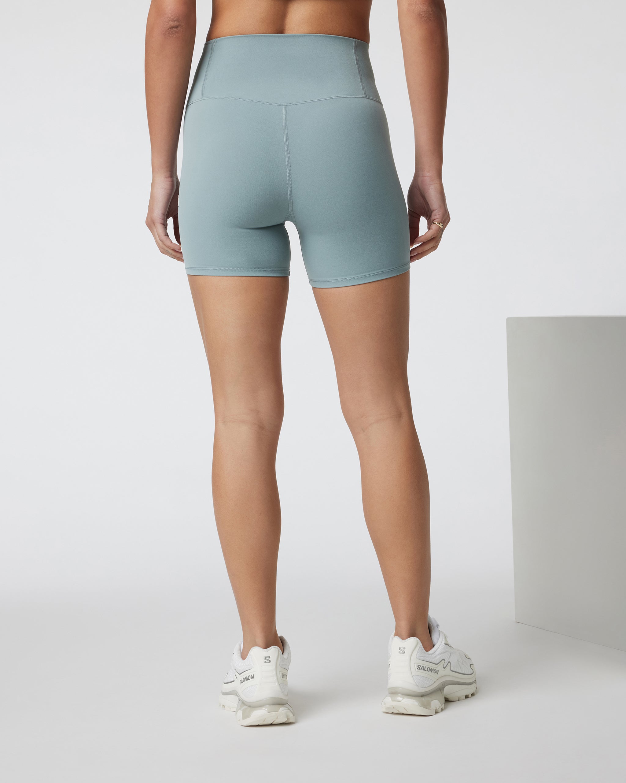 Vuori AllTheFeels™ Short 4 | Vintage Pistachio - Image 3