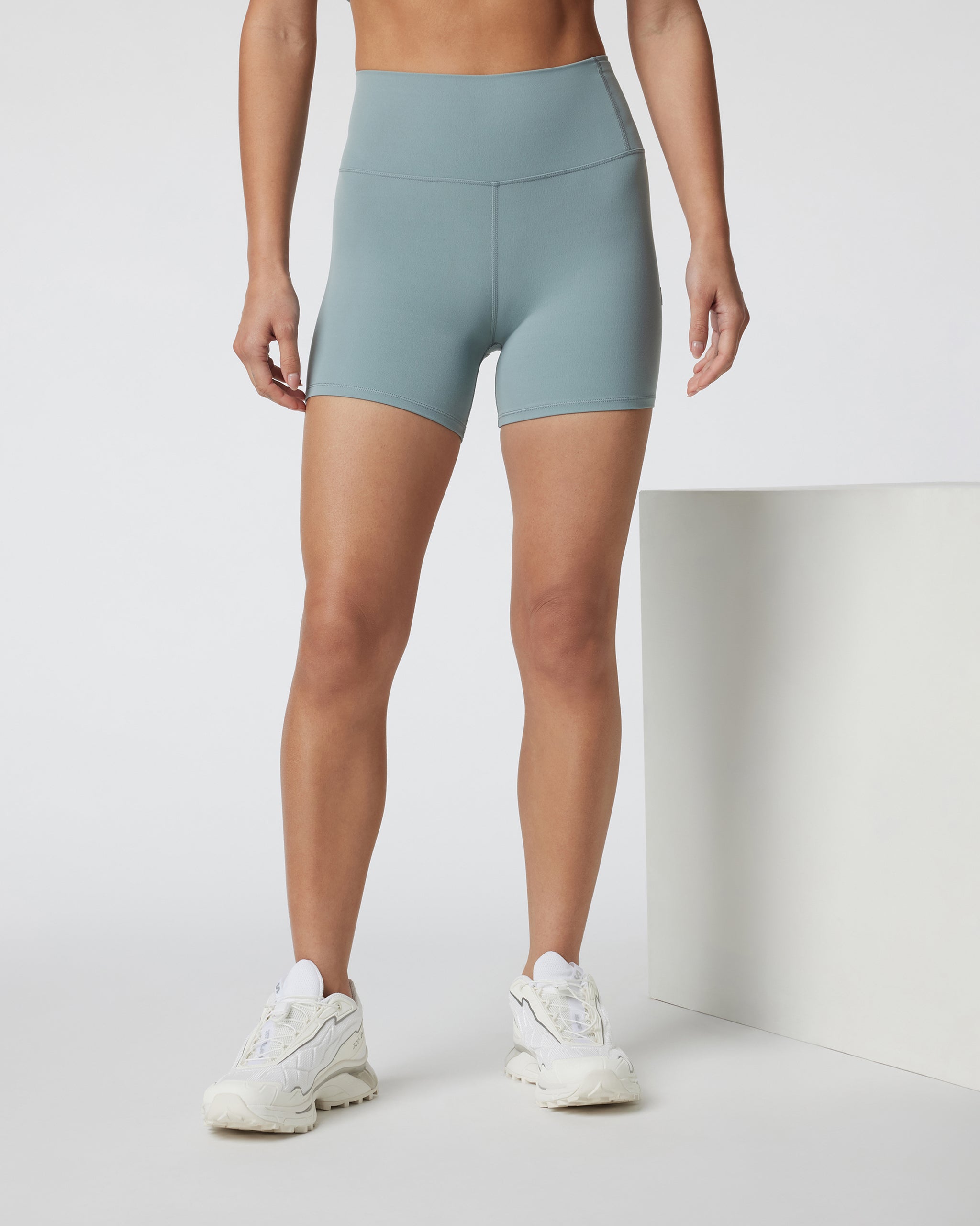 Vuori AllTheFeels™ Short 4 | Vintage Pistachio - Image 4