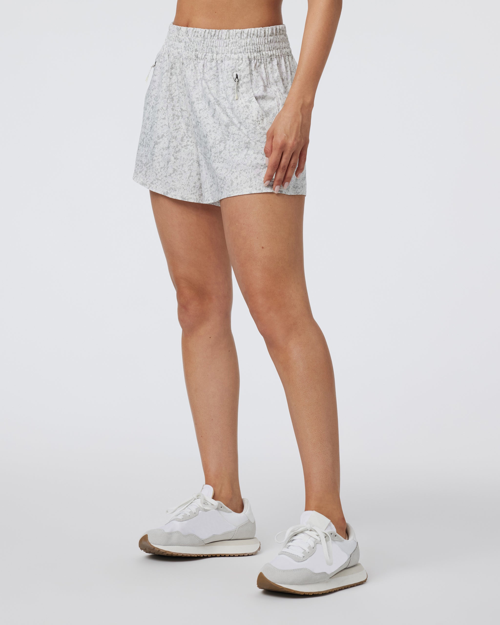 Dash 2.0 Short 3 | Moon Stucco - Image 5