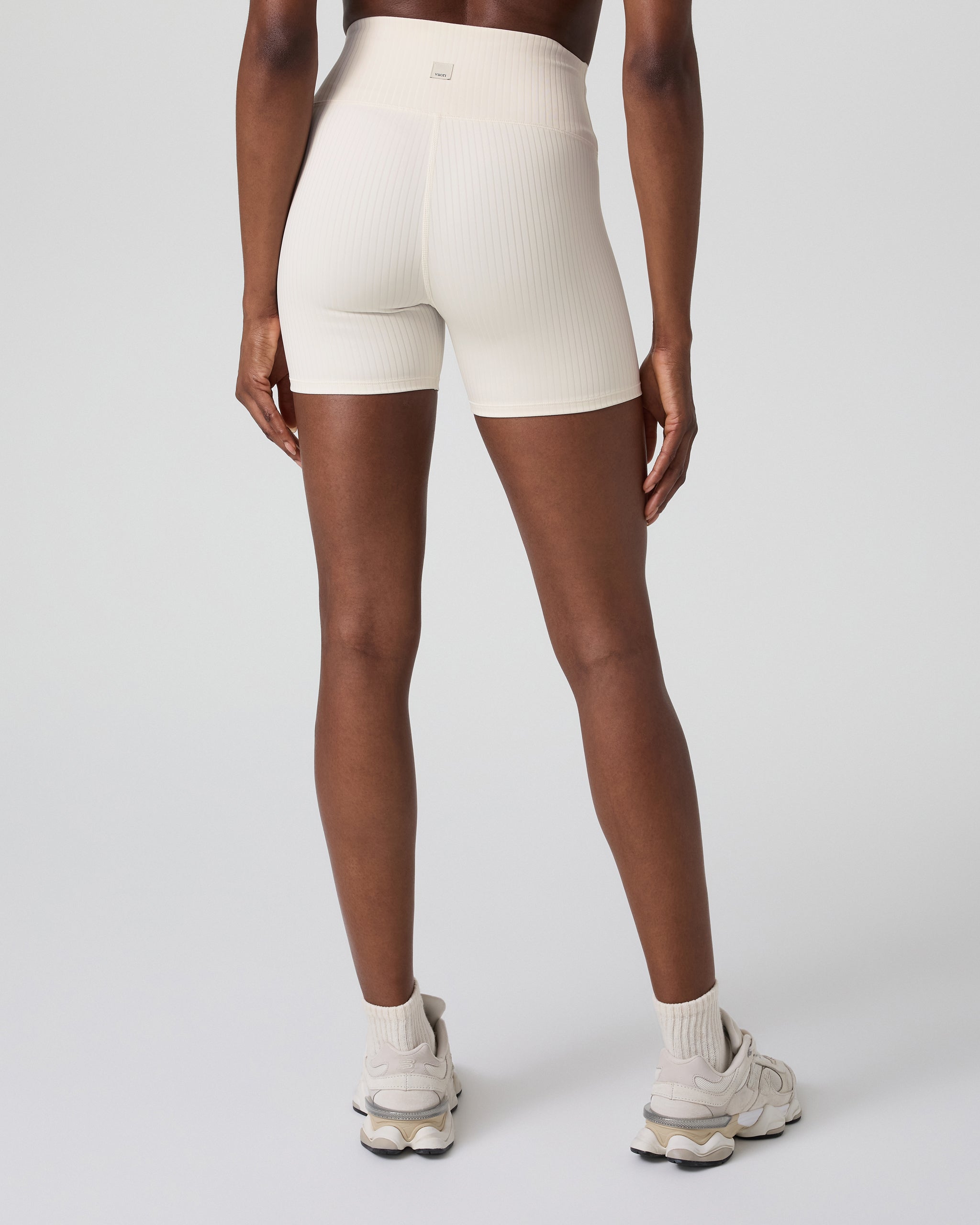 Inversion Rib Short | Marshmallow - Image 3