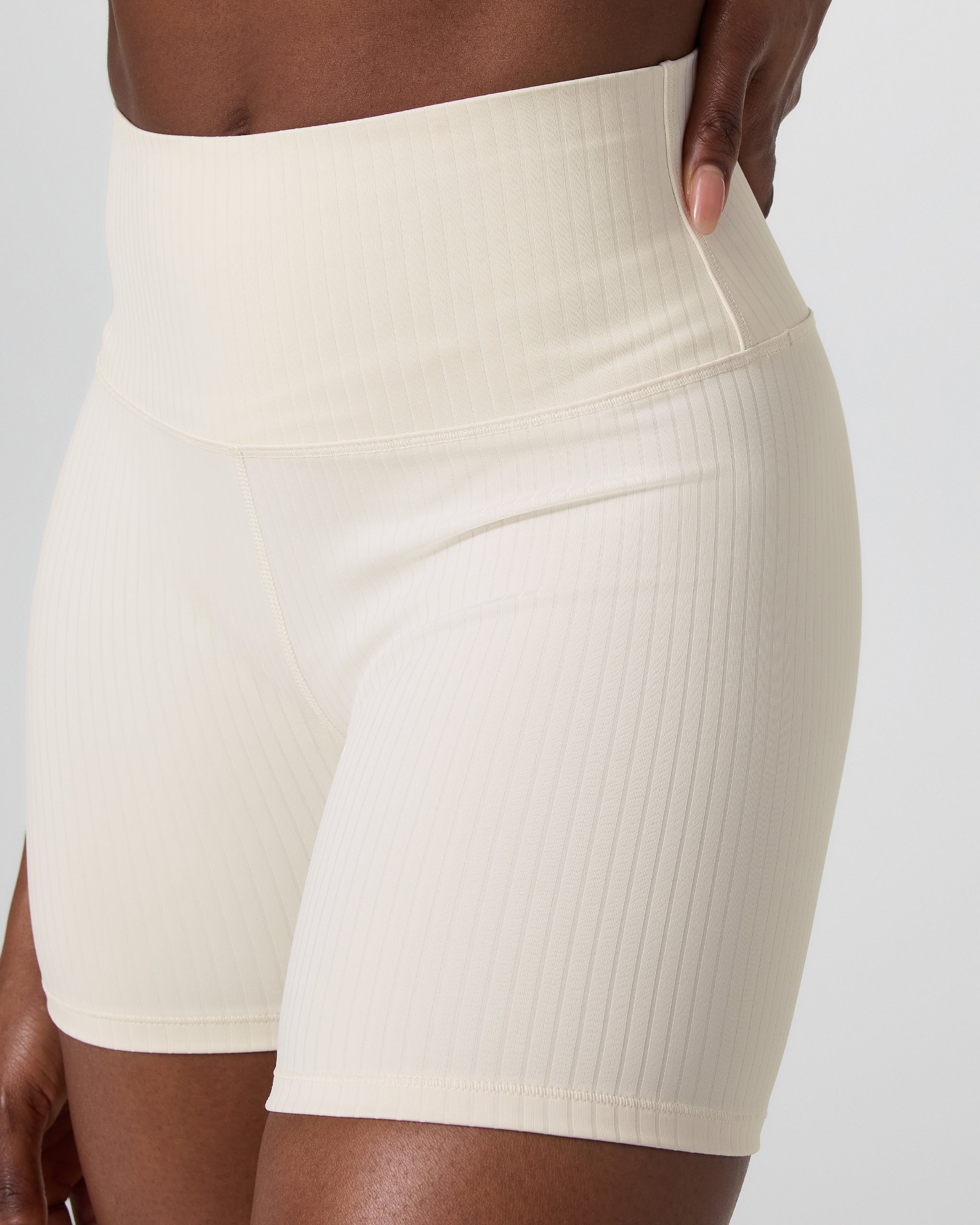 Inversion Rib Short | Marshmallow - Image 5