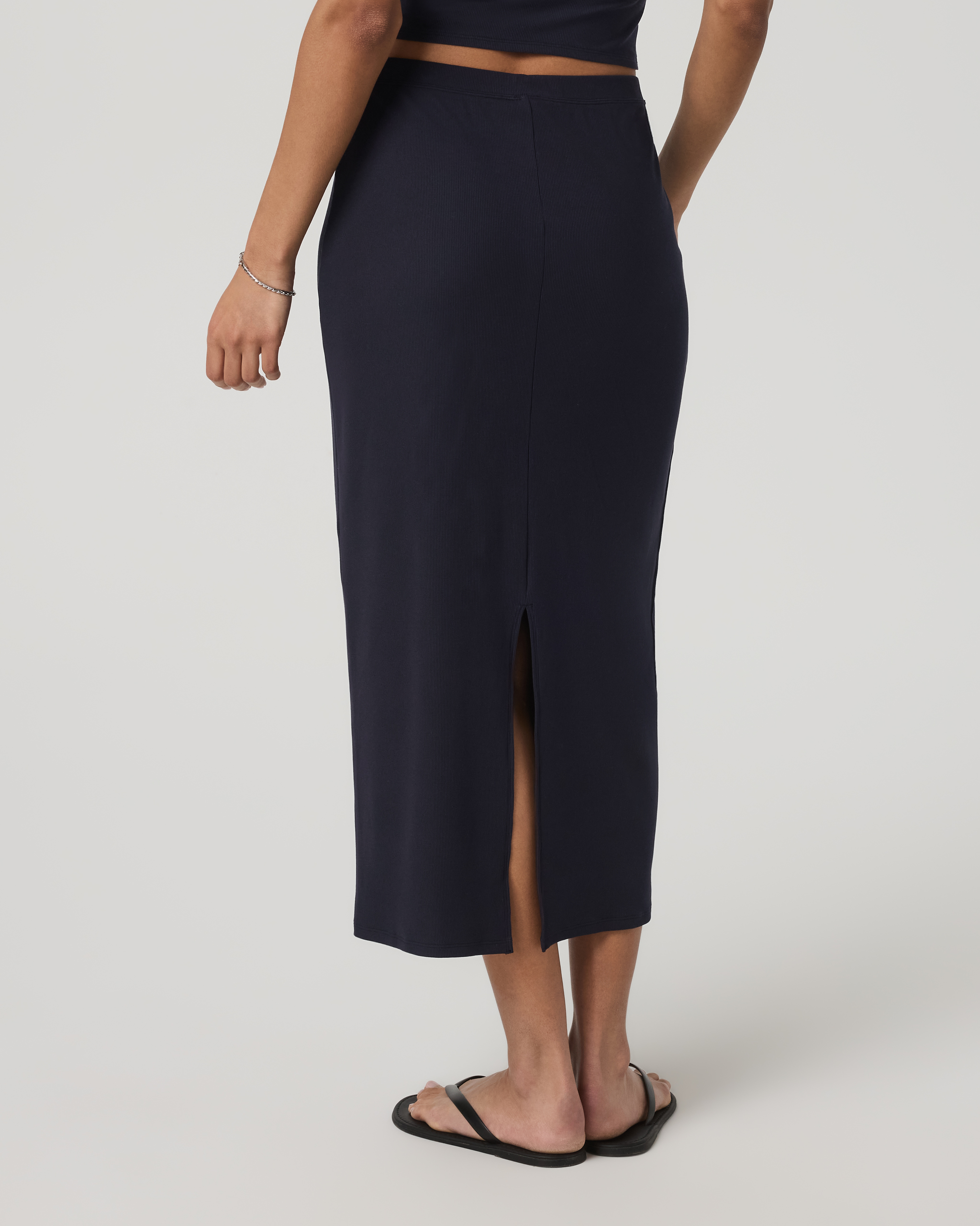 Pose Column Skirt | Black - Image 3