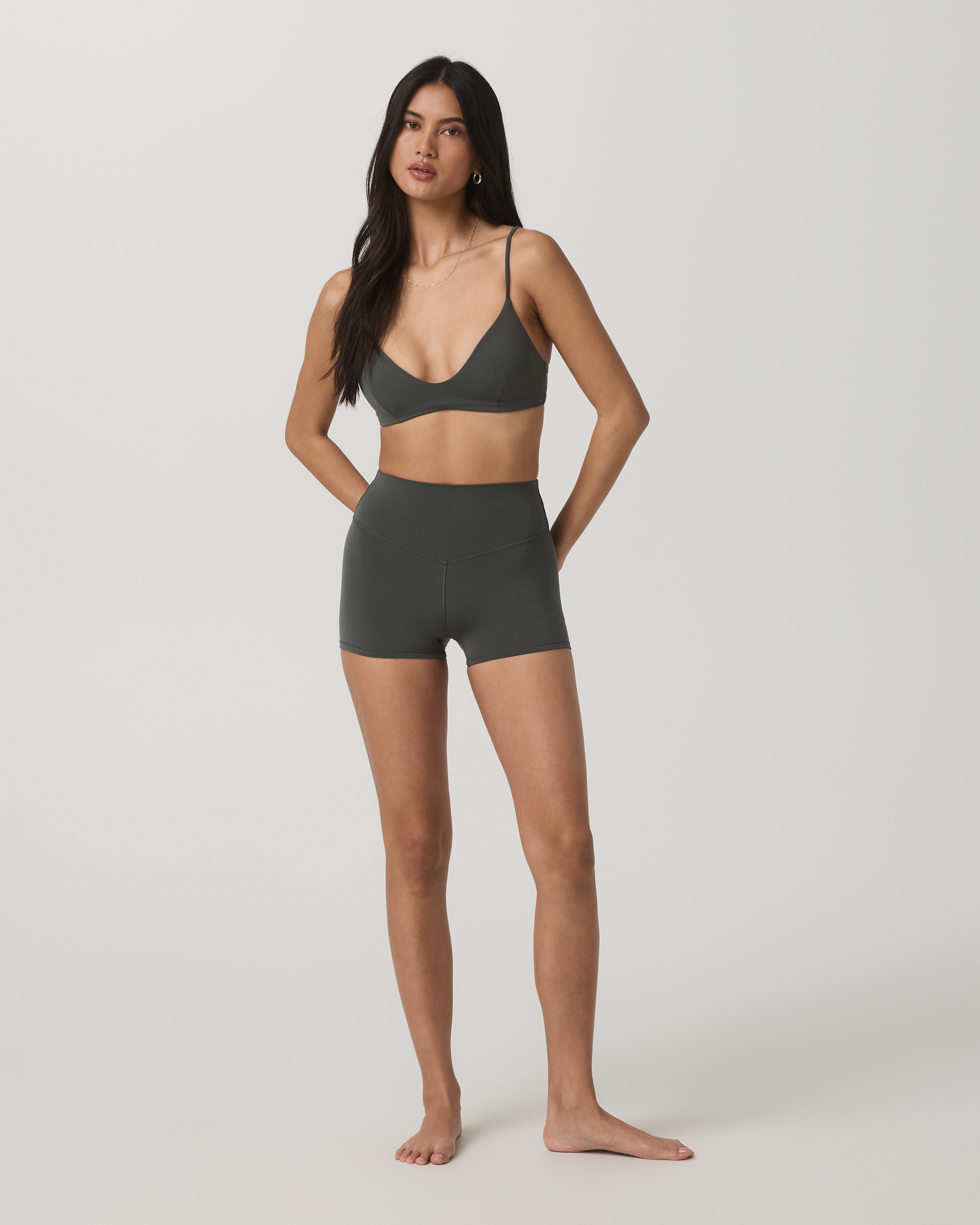 Vuori AllTheForm™ Micro Short 2.5 | Dark Jade - Image 4