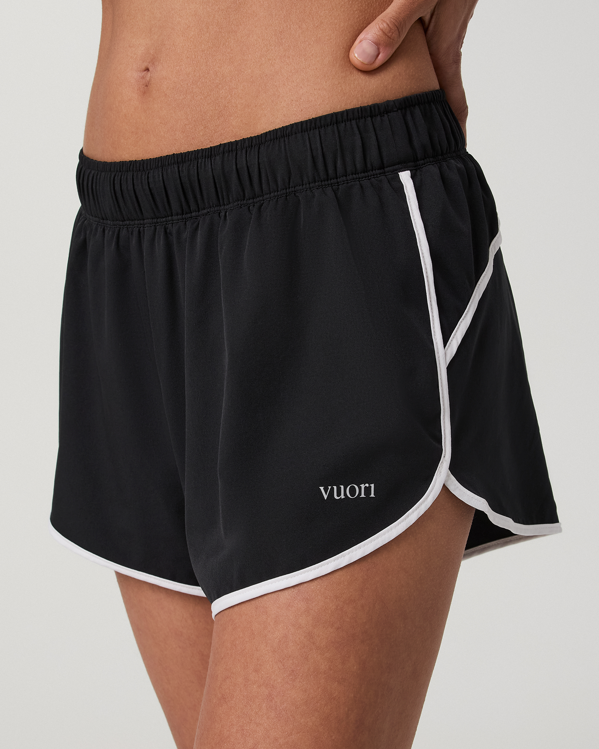 Clementine Retro Short 2.5 | Black