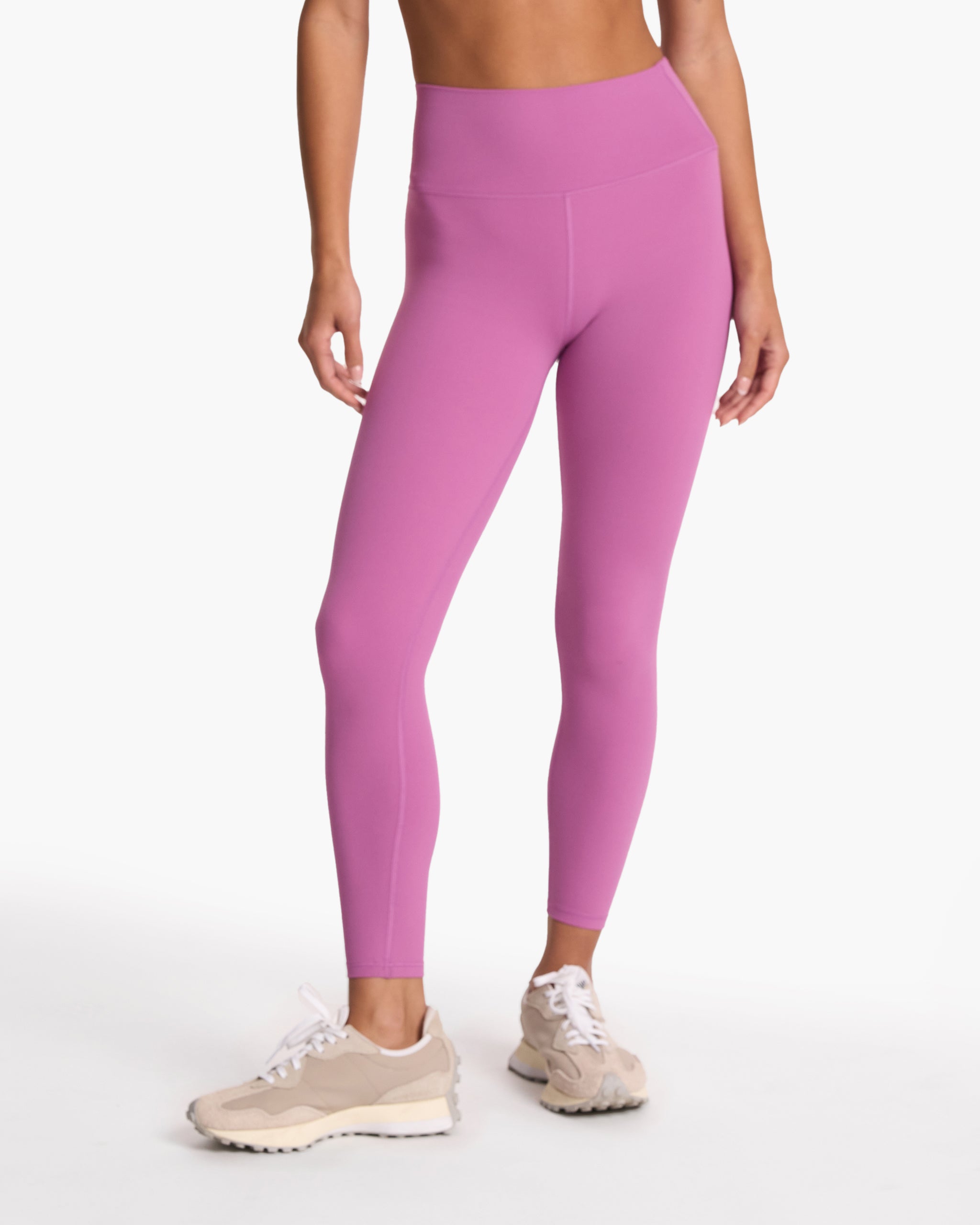 Vuori AllTheFeels™ Legging - Short | Claret - Image 2
