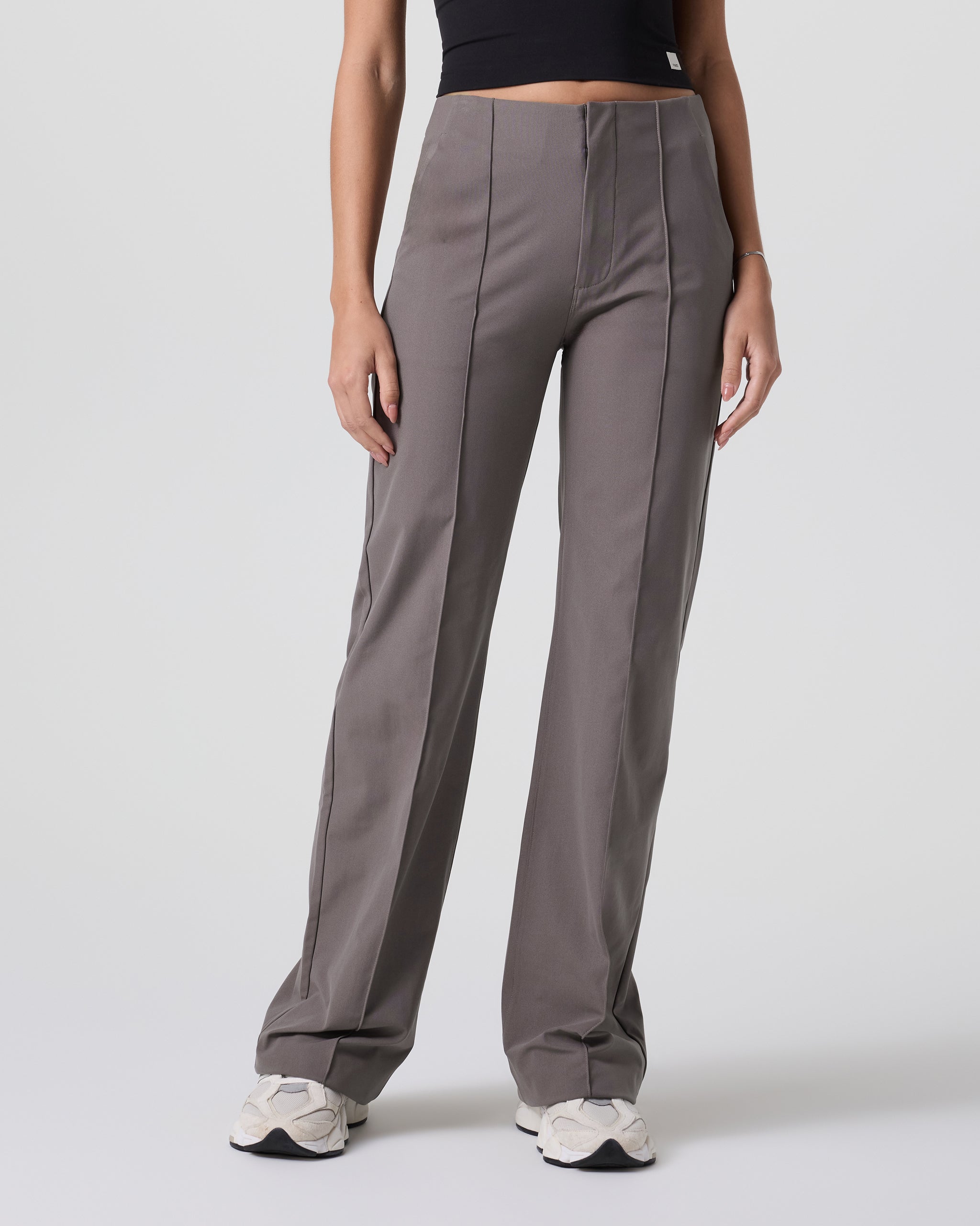 Women's Vuori Meta™ Wideleg Pant- Short | Chia