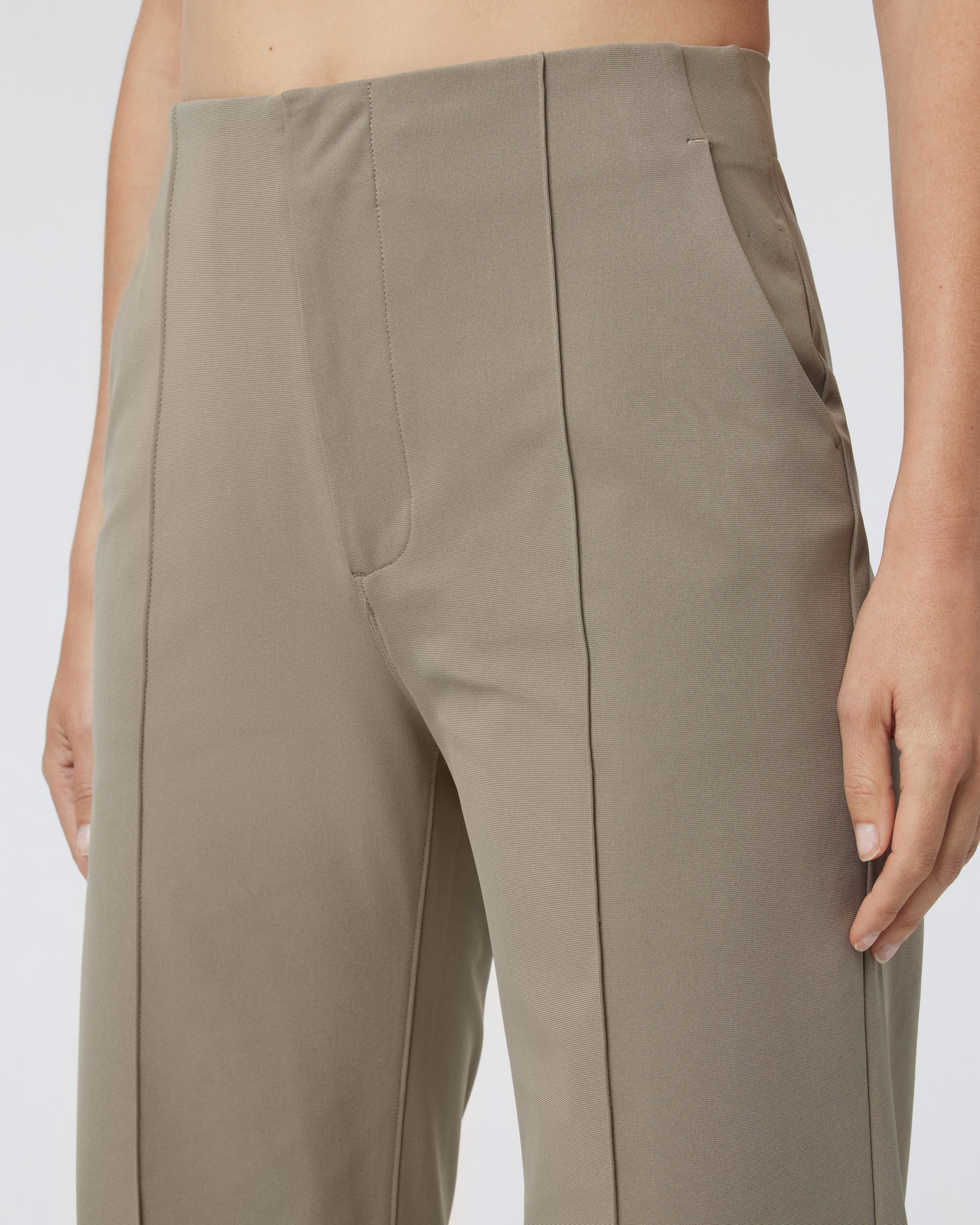 Womens Vuori Meta™ Wideleg Pant | Taupe - Image 4