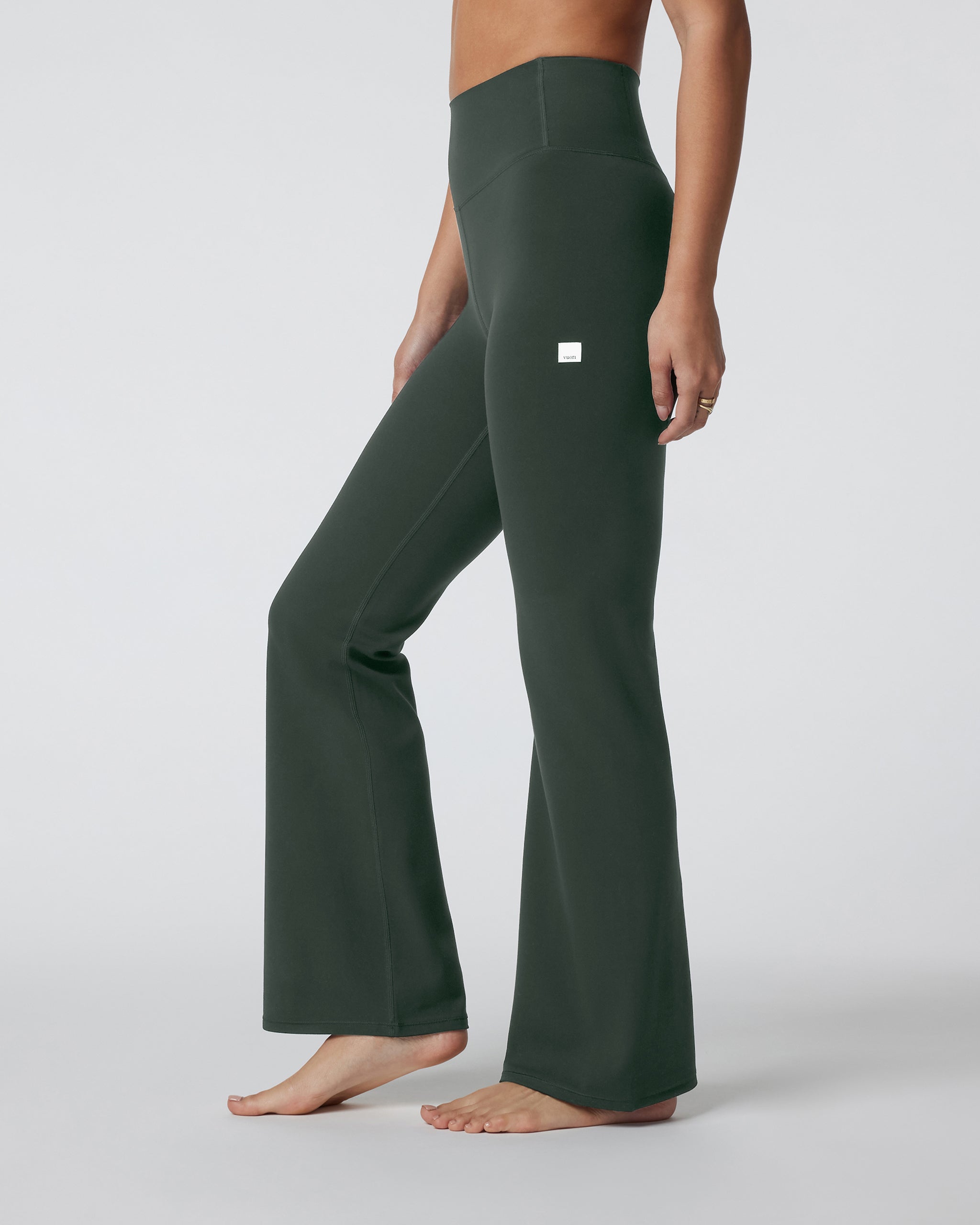 Vuori AllTheFeels™ Bootcut-Short | Aspen - Image 2