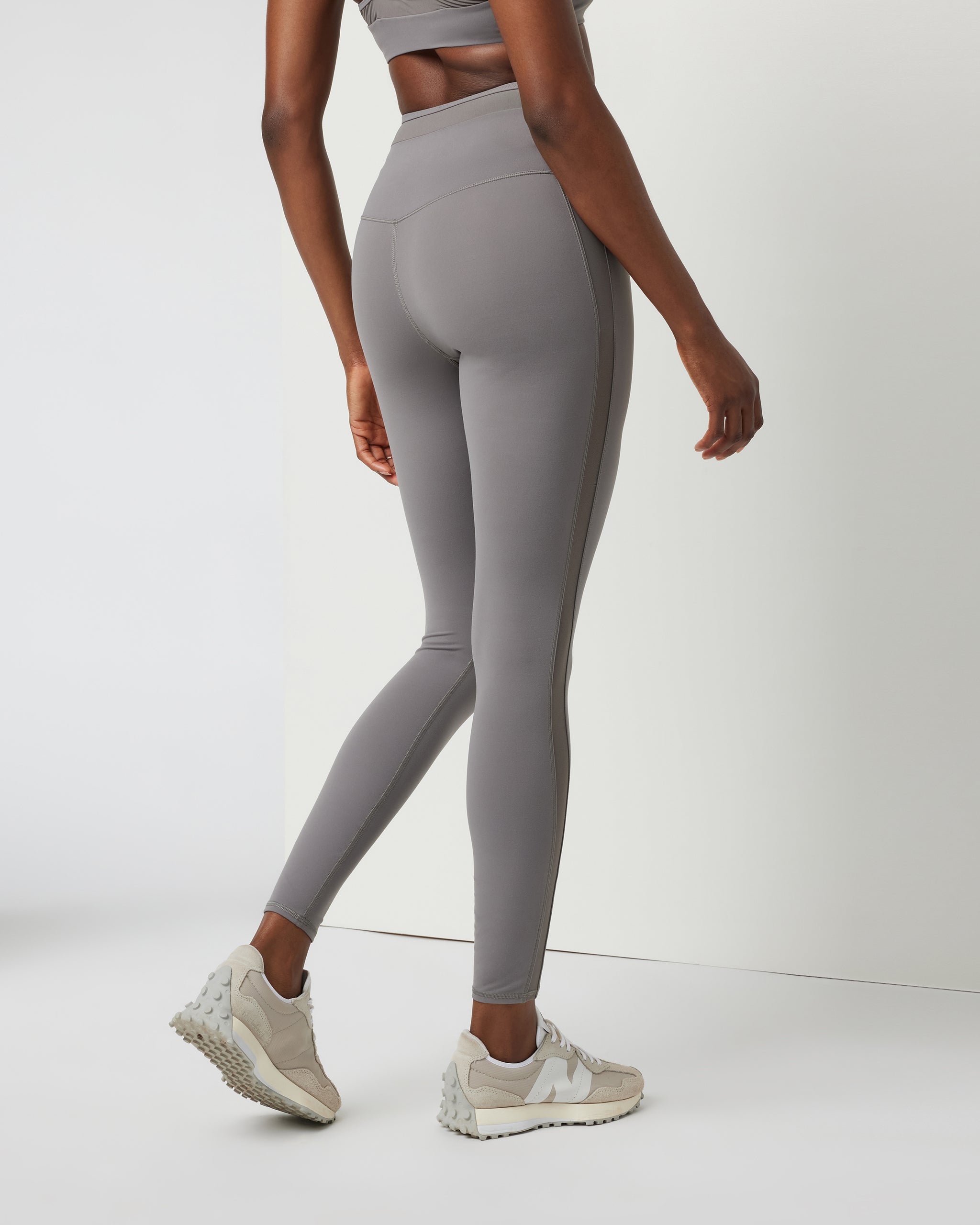 Hot Mesh Legging | Smoke - Image 3