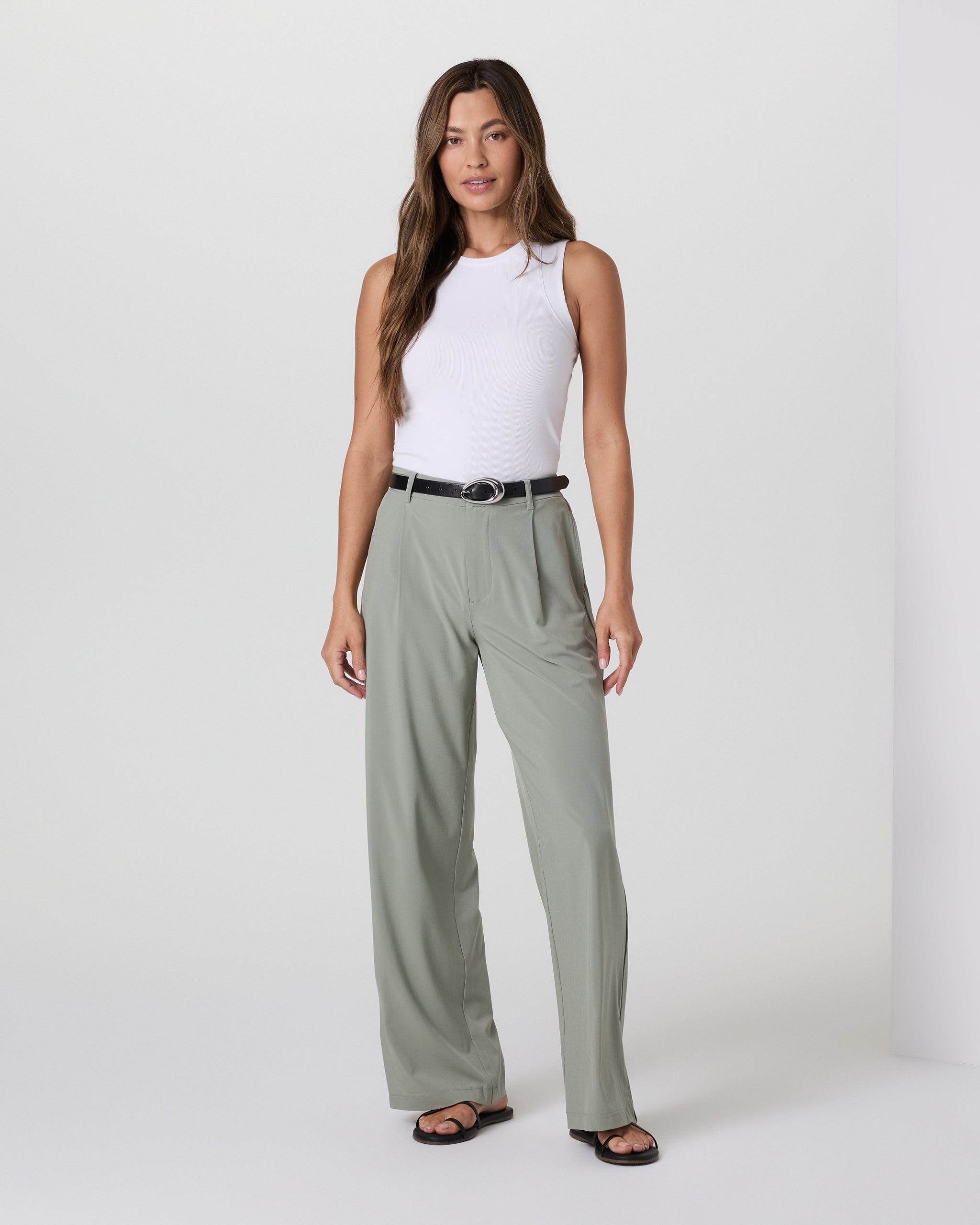 Villa Trouser-Short | Laurel - Image 2