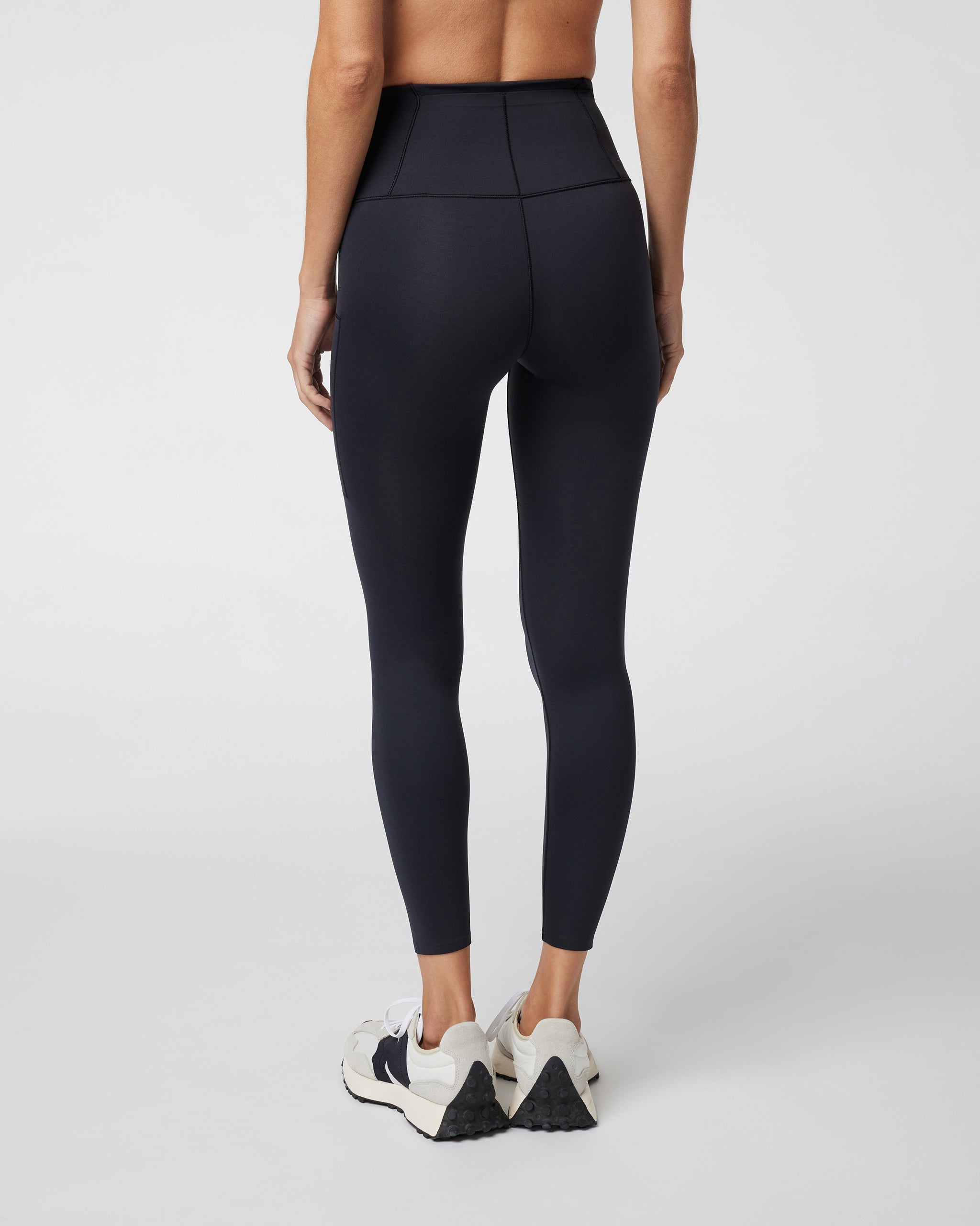Evolve Zipped Legging | Black - Image 3