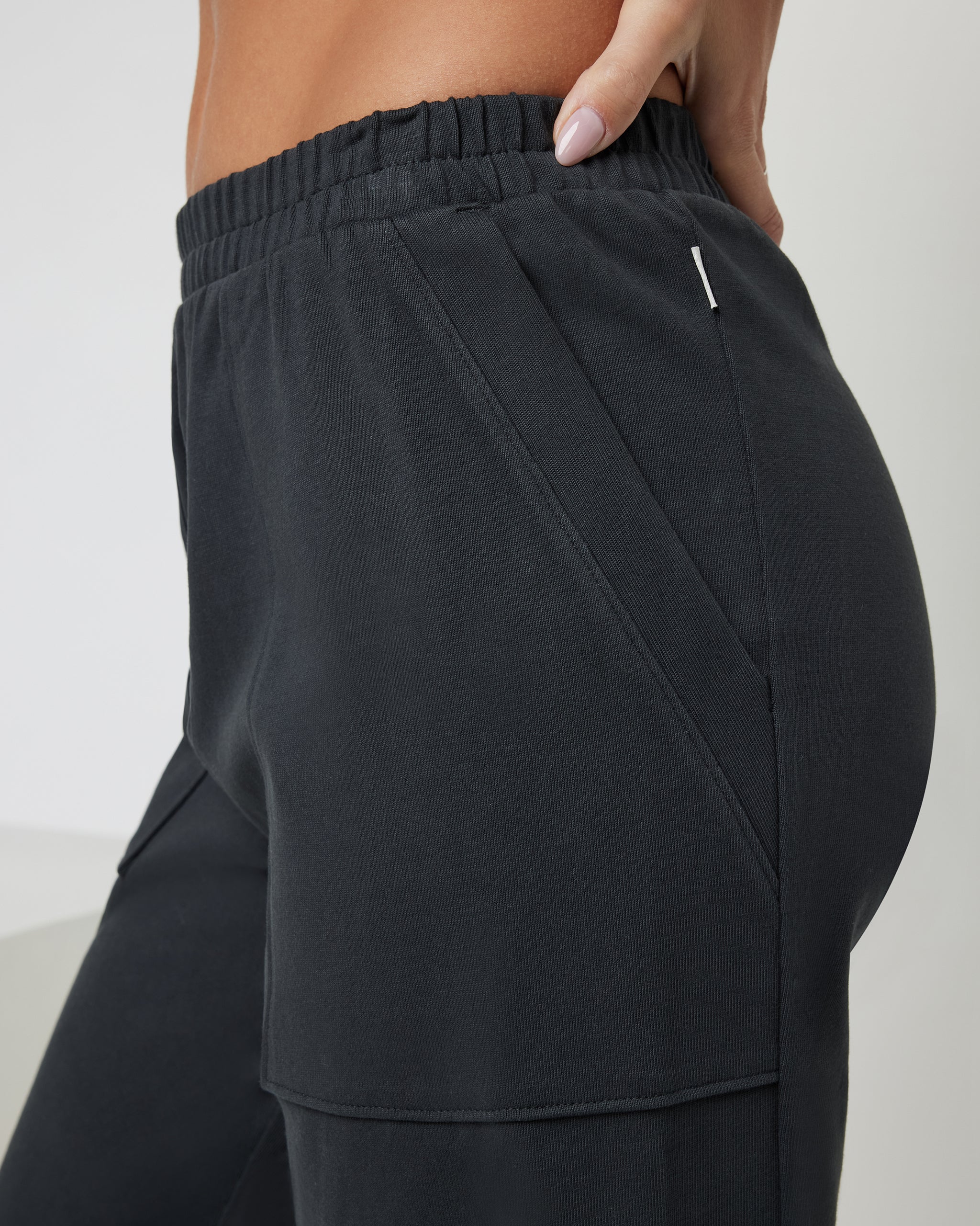 Mackenzie Pant | Washed Black - Image 4