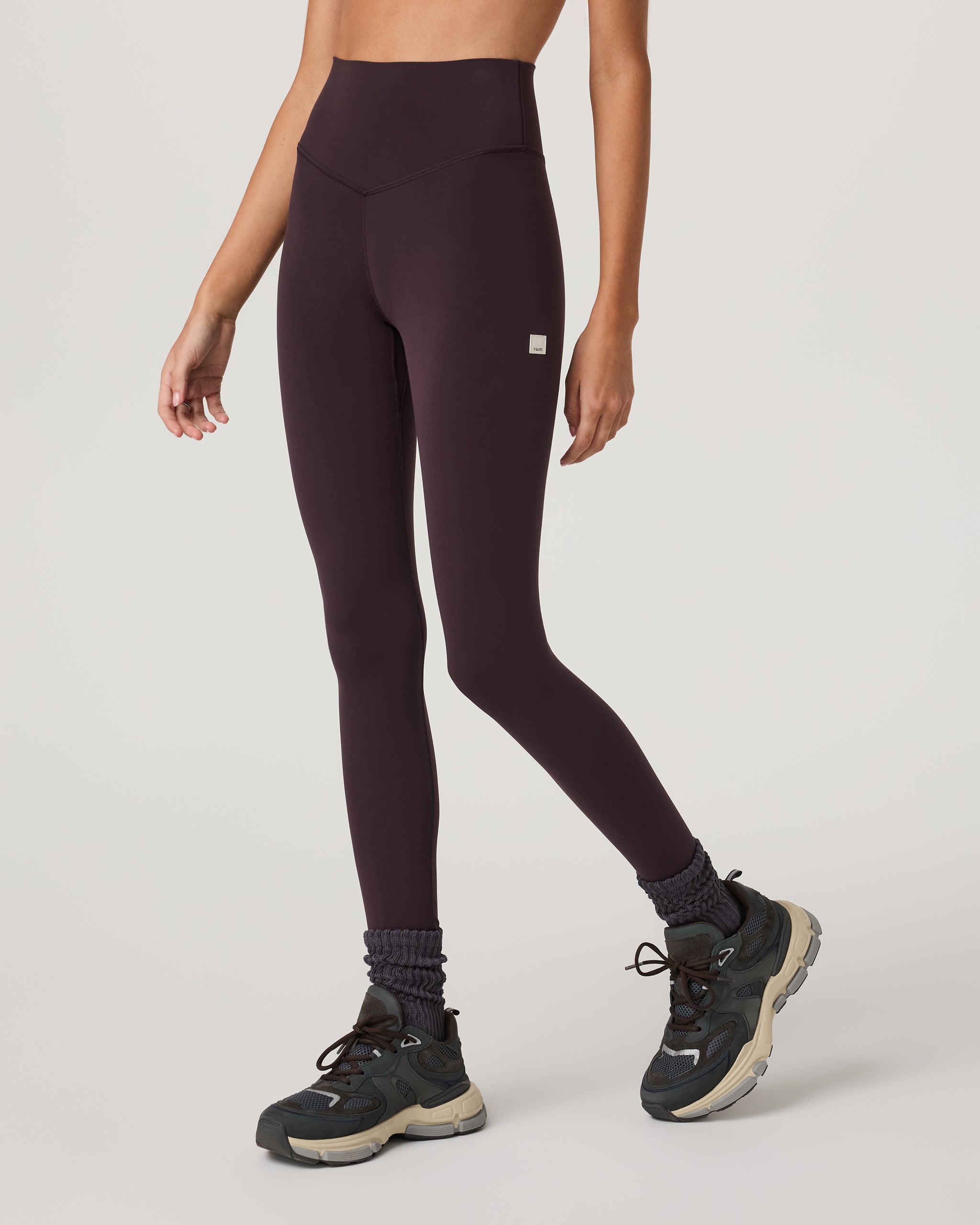 Vuori AllTheForm™ Legging | Raisin - Image 2