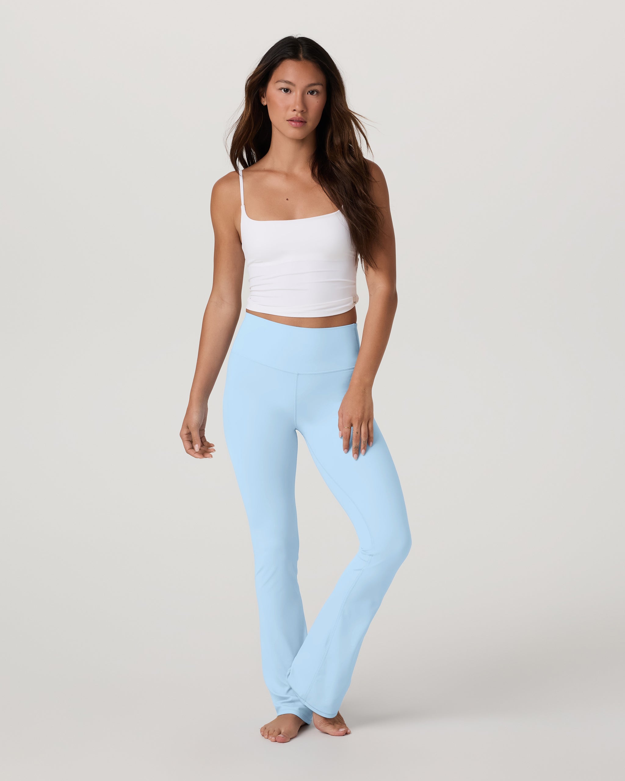 Vuori AllTheFeels™ Slim Flare | Crystal Blue - Image 2