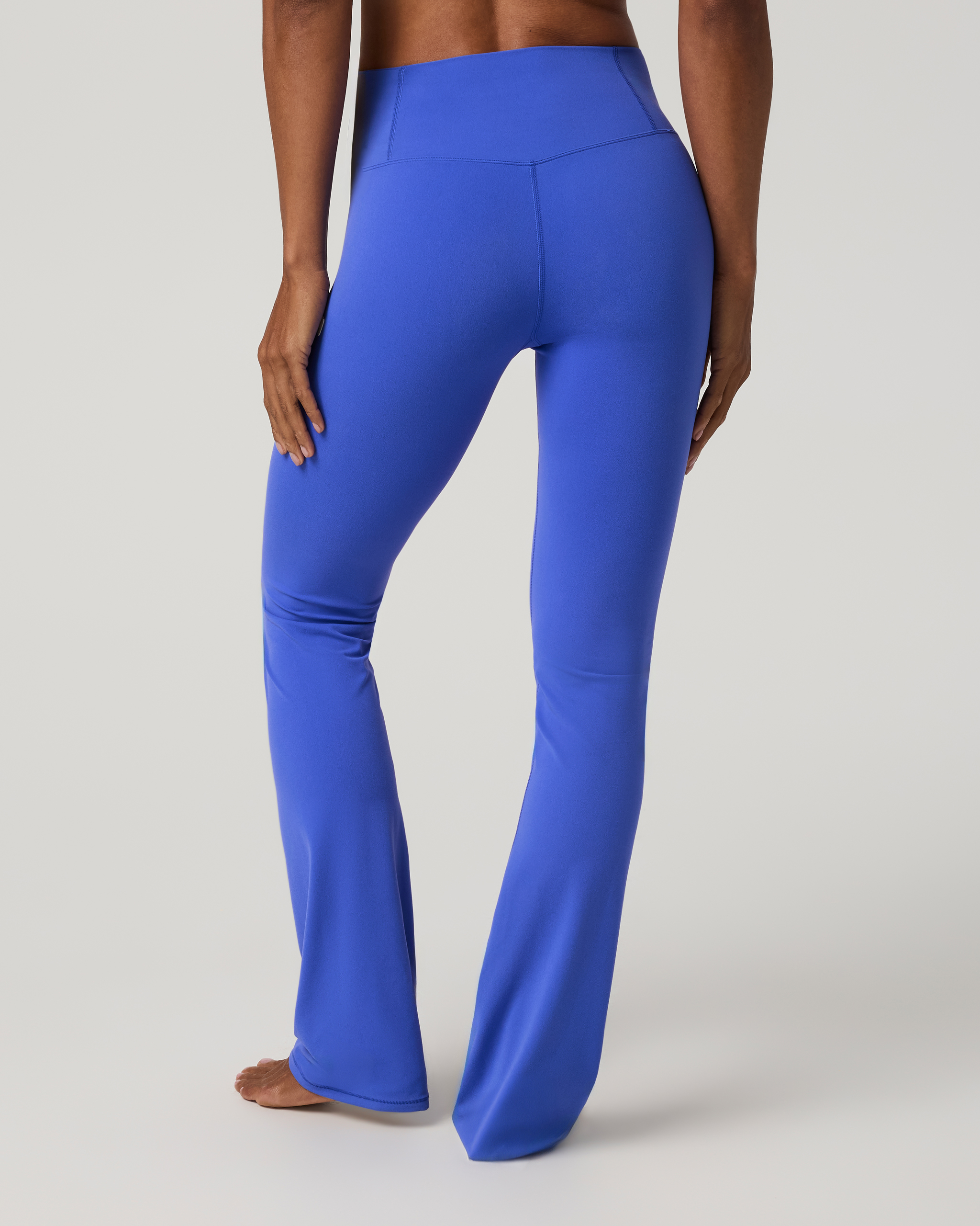 Vuori AllTheFeels™ Slim Flare | Electric Blue - Image 3