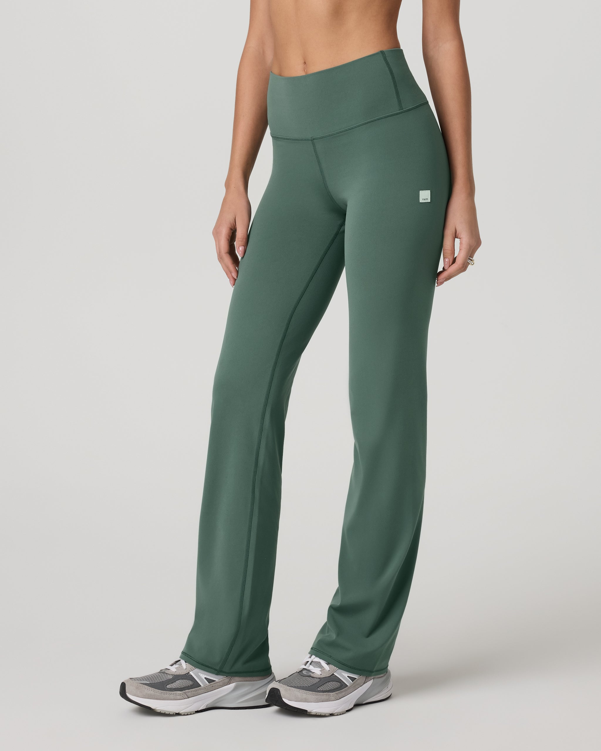 Vuori AllTheFeels™ Straight Leg - Short | Agate Green