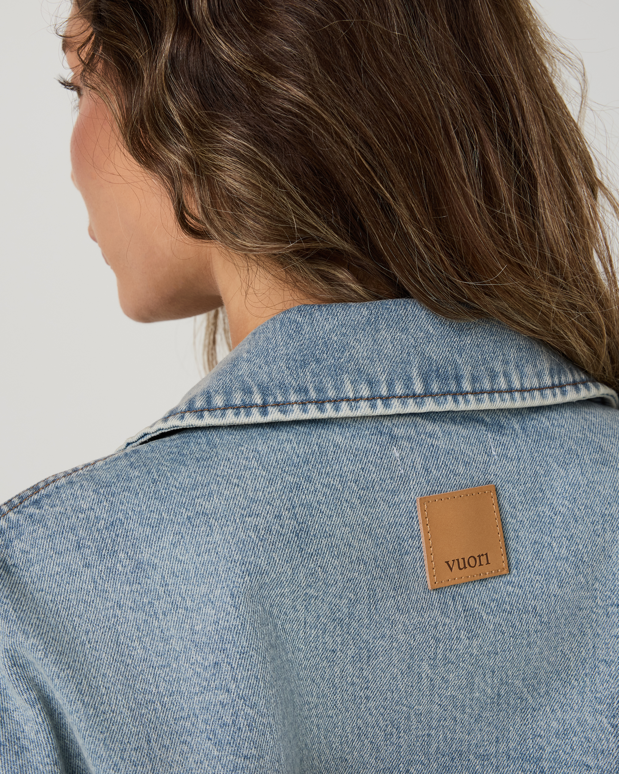 Women's Vuori Vintage Oversized Denim Jacket | Light Wash Indigo Denim - Image 5
