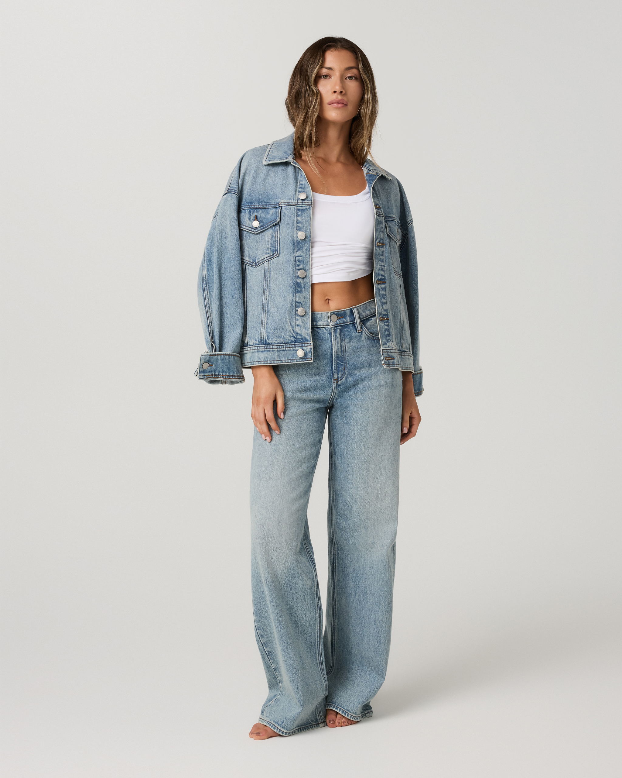 Women's Vuori Vintage Oversized Denim Jacket | Light Wash Indigo Denim - Image 2